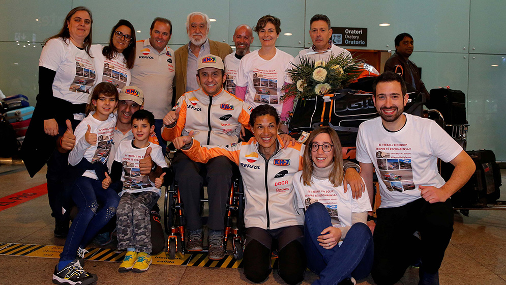 isidre esteve con familia y amigos Dakar 2018